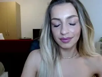 Anyamurr  live sex cam