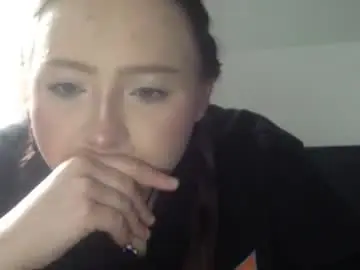 Ariakinkygirl  live sex cam