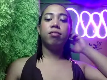 Asiantopfucker022  live sex cam