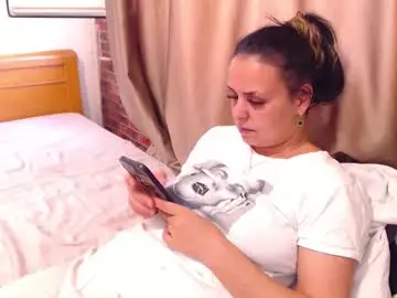 Jessiestar3  live sex cam