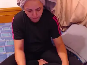 Jessiestar3  live sex cam