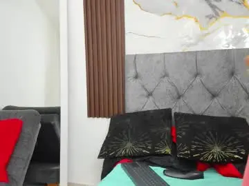 Kira_ross602  live sex cam