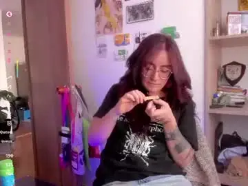Linda_giggle  live sex cam