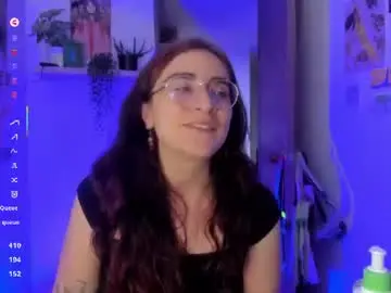 Linda_giggle  live sex cam
