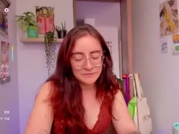 Linda_giggle  live sex cam