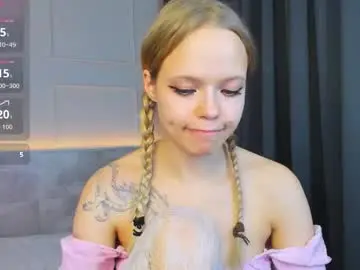 Lucy__loy  live sex cam