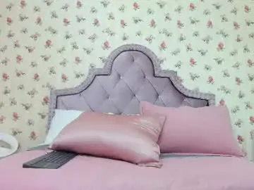 Moon_ariana0  live sex cam