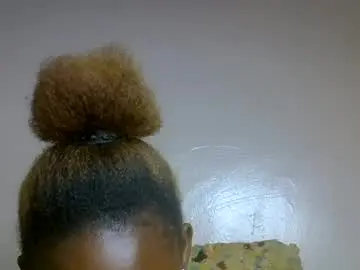 Pretty_bright  live sex cam