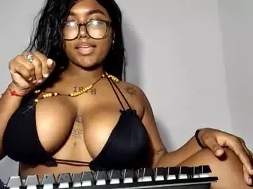 Small_hot123  live sex cam