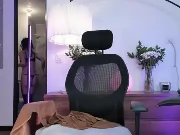 Ariana_fitl  live sex cam