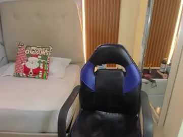 Delilaquinn  live sex cam