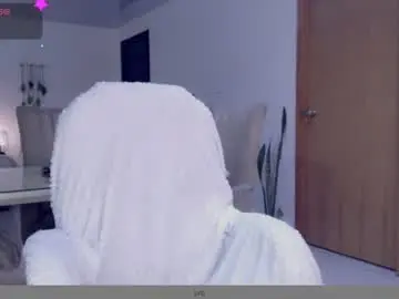 Gigi_sj  live sex cam