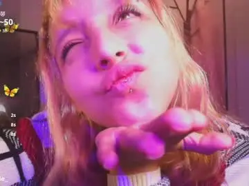 Hanniesmile_  live sex cam