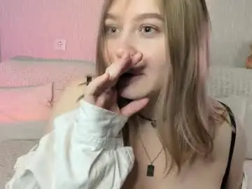 Honeydusk  live sex cam