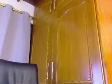 Jennifervega1  live sex cam