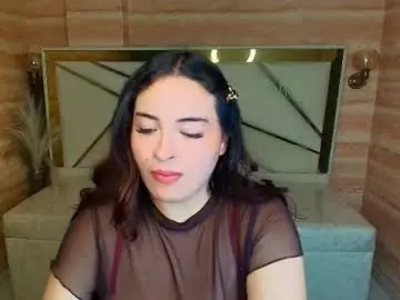 Kiara_moon_r  live sex cam