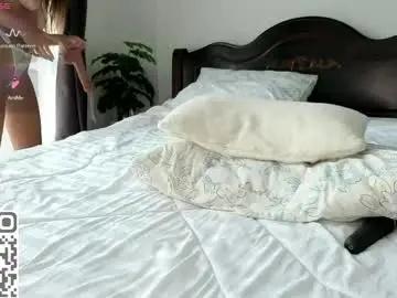 Large_ocean  live sex cam