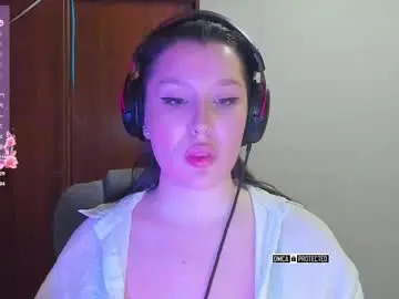 Mishka_a  live sex cam