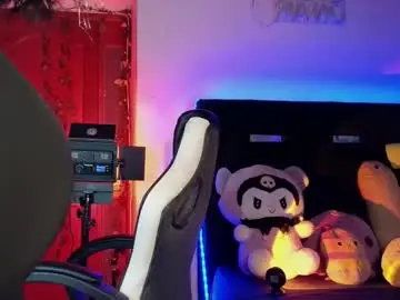 Queenlamia  live sex cam