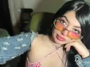 Queenlamia  live sex cam