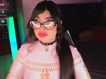 Queenlamia  live sex cam