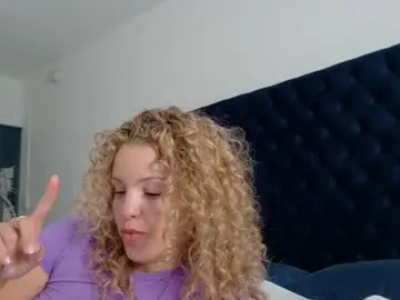 Theislandgirl  live sex cam