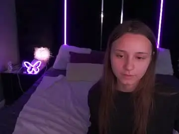Tinynataliee  live sex cam