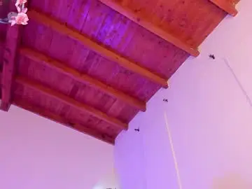 Zairarose25  live sex cam