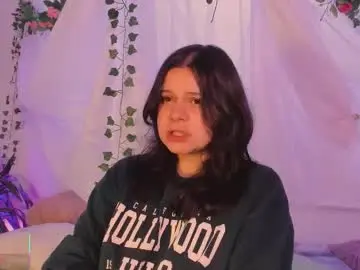 Centaurigirls  live sex cam