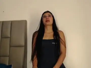 Cloehonney  live sex cam