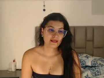 Cloehonney  live sex cam