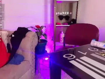 Elenna_boobs_  live sex cam