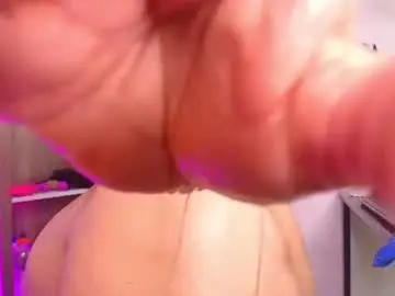 Elenna_boobs_  live sex cam