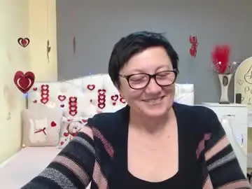 Emilyl0vee  live sex cam