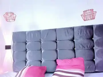 Kitti_lovee  live sex cam