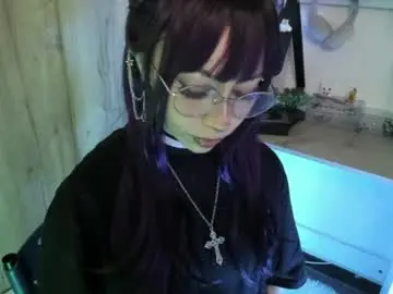 Lunivyra  live sex cam