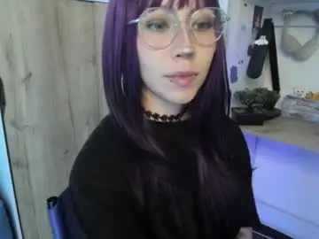 Lunivyra  live sex cam