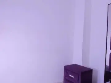 Mairaasm  live sex cam