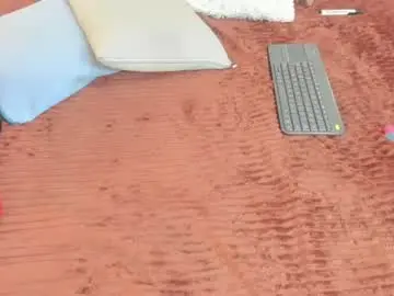 Meganqueen2  live sex cam