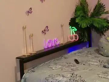 Naomi_nimf  live sex cam