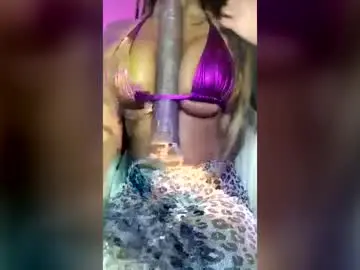 Parismarcil  live sex cam