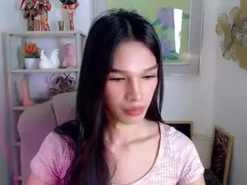 Sassynrich  live sex cam