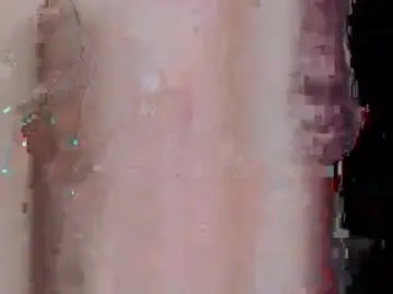 Scarletbigtitties  live sex cam