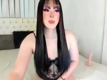 Sluttymiafox  live sex cam