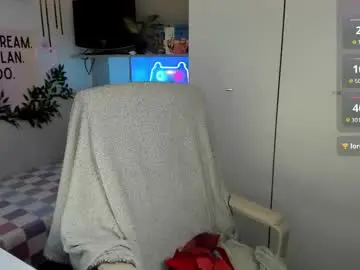 Starelli  live sex cam