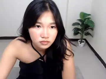 Yougotmiya69  live sex cam