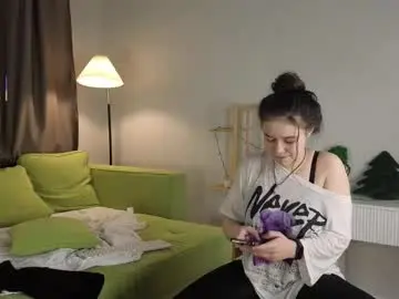 Yulandazamostny  live sex cam