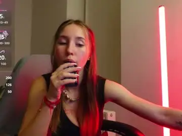 Agelina_summer  live sex cam