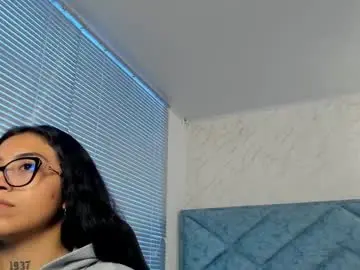 Alessia_storm_  live sex cam