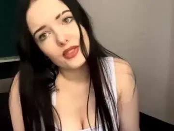 Brunaceasor  live sex cam